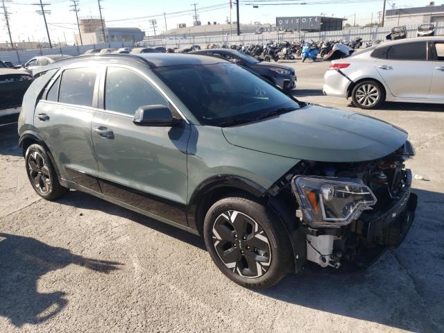 KNDCR3L18P5034645 - 2023 KIA NIRO WIND GREEN photo 4