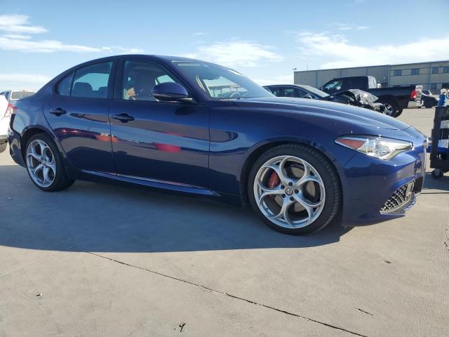 ZARFAMBN1K7602882 - 2019 ALFA ROMEO GIULIA TI BLUE photo 4