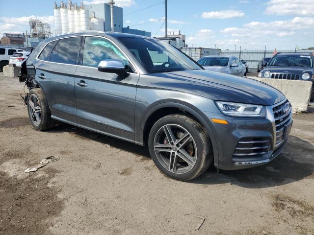 WA1B4AFYXK2027241 - 2019 AUDI SQ5 PREMIUM PLUS GRAY photo 4