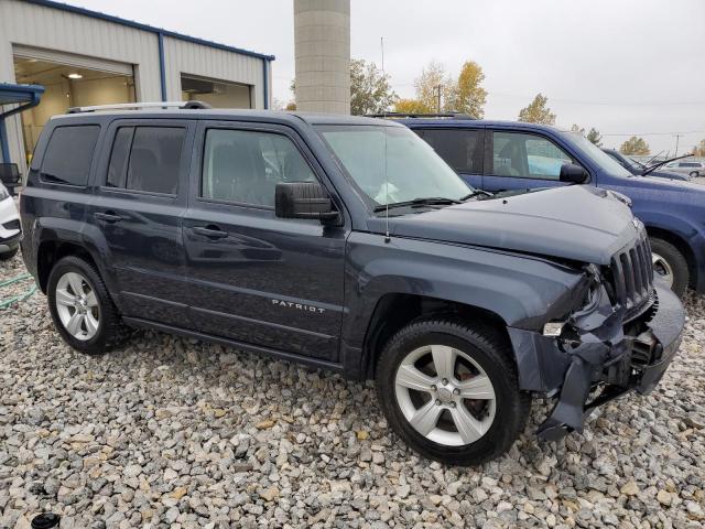 1C4NJPAB1GD502112 - 2016 JEEP PATRIOT BLUE photo 4