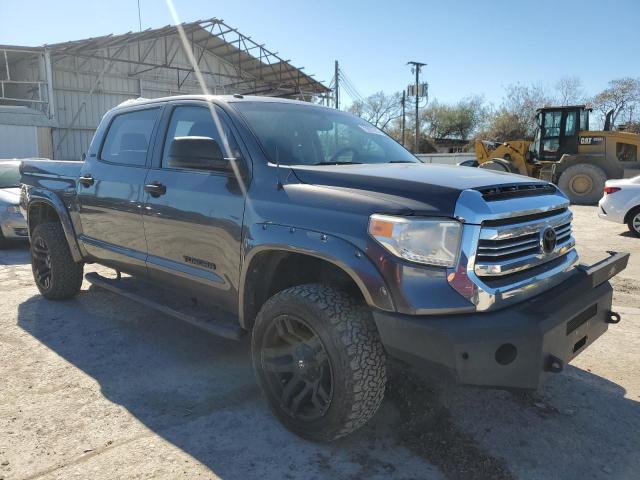 5TFEM5F1XGX104052 - 2016 TOYOTA TUNDRA CREWMAX SR5 GRAY photo 4