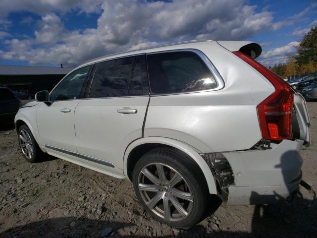 YV4A22PL7J1212316 - 2018 VOLVO XC90 T6 WHITE photo 2