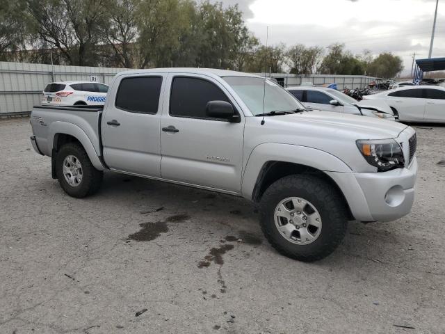 5TEJU62N76Z306951 - 2006 TOYOTA TACOMA DOUBLE CAB PRERUNNER SILVER photo 4
