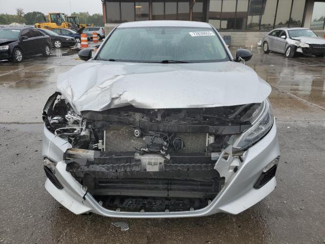 1N4BL4CV0KC196737 - 2019 NISSAN ALTIMA SR SILVER photo 5