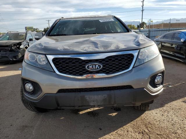 5XYKUDA61CG266097 - 2012 KIA SORENTO EX GRAY photo 5