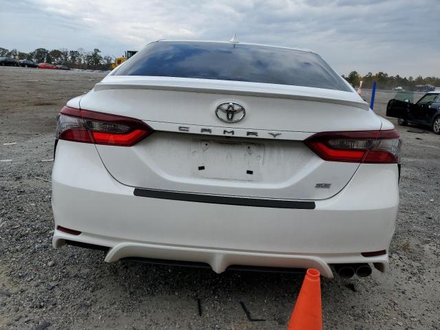 4T1G11AK7PU743187 - 2023 TOYOTA CAMRY SE NIGHT SHADE WHITE photo 6