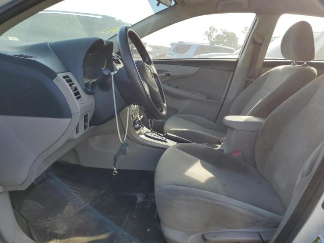 5YFBU4EE4CP045896 - 2012 TOYOTA COROLLA BASE WHITE photo 7