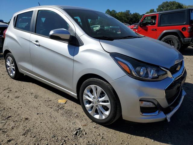 KL8CD6SA4KC728778 - 2019 CHEVROLET SPARK 1LT SILVER photo 4