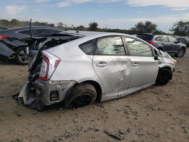 JTDKN3DU3E0374196 - 2014 TOYOTA PRIUS SILVER photo 3