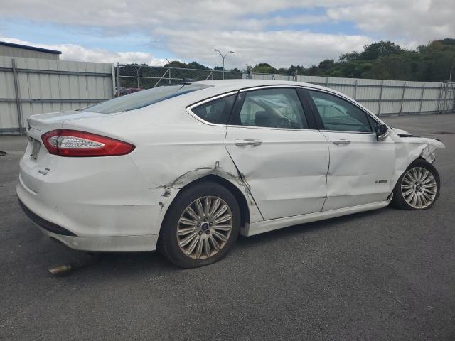 3FA6P0LU4FR214086 - 2015 FORD FUSION SE HYBRID WHITE photo 3