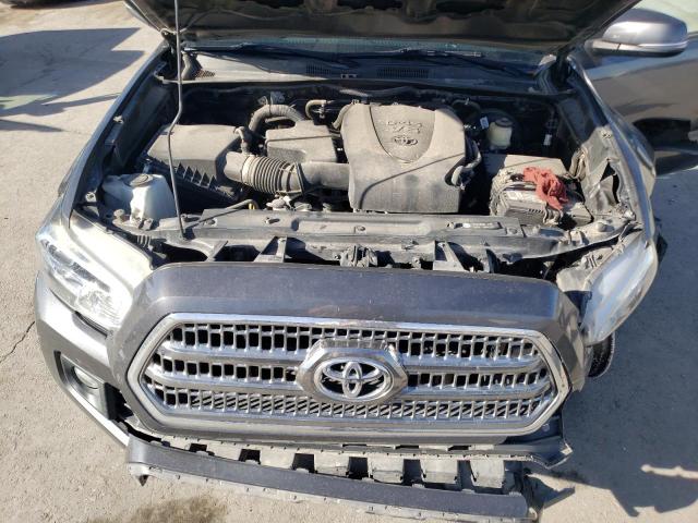 3TMCZ5AN8HM111561 - 2017 TOYOTA TACOMA DOUBLE CAB 石墨色 照片 11