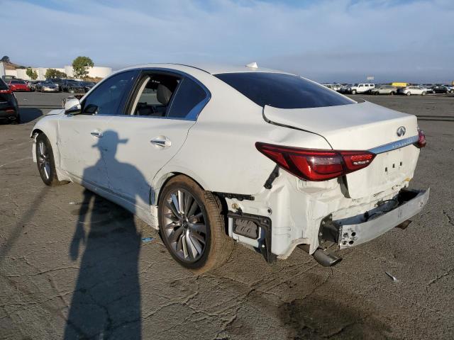 JN1EV7APXJM363740 - 2018 INFINITI Q50 LUXE WHITE photo 2