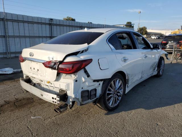 JN1EV7APXJM363740 - 2018 INFINITI Q50 LUXE WHITE photo 3