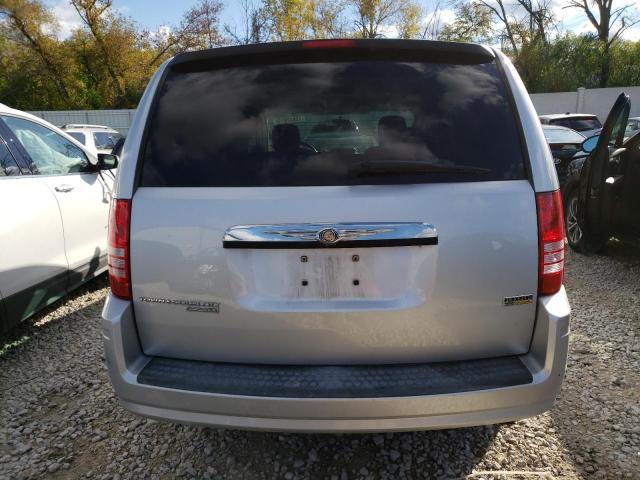 2A8HR44H38R650774 - 2008 CHRYSLER TOWN & COU LX SILVER photo 6