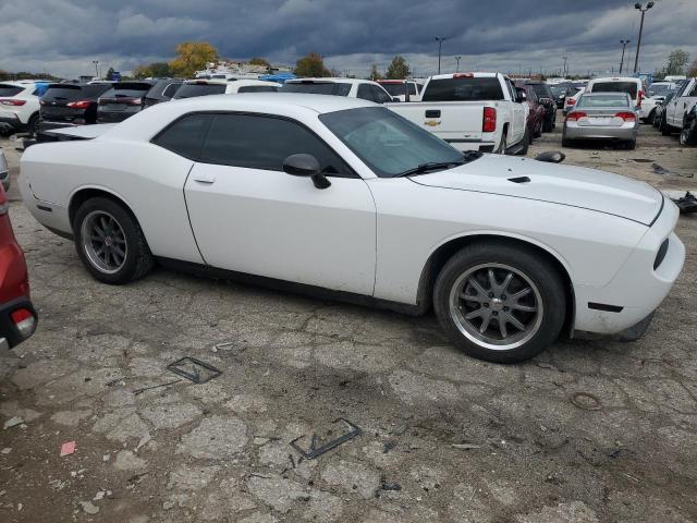 2C3CDYAG3CH176248 - 2012 DODGE CHALLENGER SXT WHITE photo 4