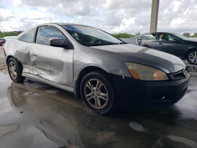 1HGCM72317A004467 - 2007 HONDA ACCORD LX SILVER photo 4