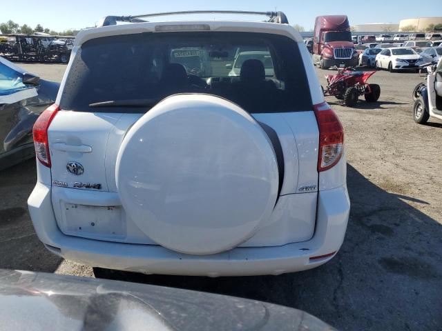 JTMBD33V465013884 - 2006 TOYOTA RAV4 WHITE photo 6