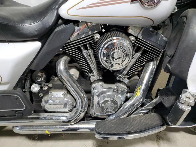 1HD1FC4107Y618081 - 2007 HARLEY-DAVIDSON FLHTCUI 白色 照片 7