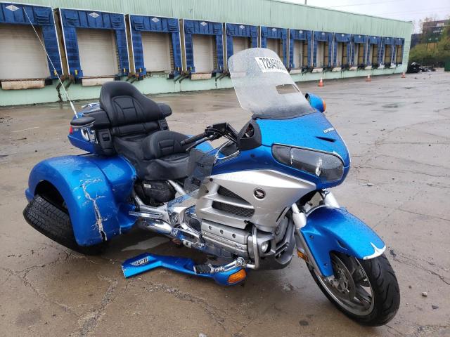 JH2SC68G7DK100697 - 2013 HONDA GL1800 G BLUE photo 1