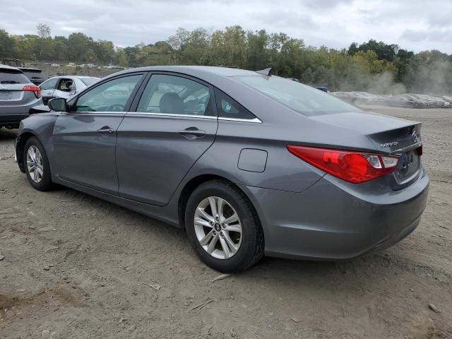 5NPEB4AC7DH708299 - 2013 HYUNDAI SONATA GLS GRAY photo 2