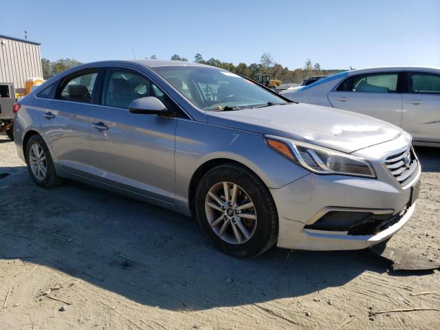 5NPE24AF0HH548797 - 2017 HYUNDAI SONATA SE SILVER photo 4