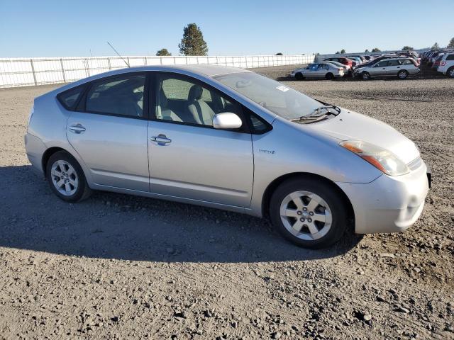 JTDKB20U987697298 - 2008 TOYOTA PRIUS SILVER photo 4