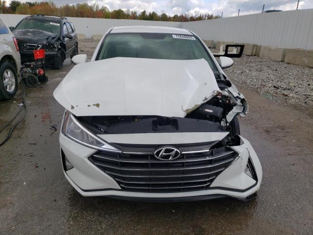 5NPD74LF1KH492323 - 2019 HYUNDAI ELANTRA SE WHITE photo 5