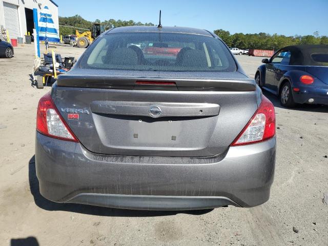 3N1CN7AP5HL860738 - 2017 NISSAN VERSA S GRAY photo 6