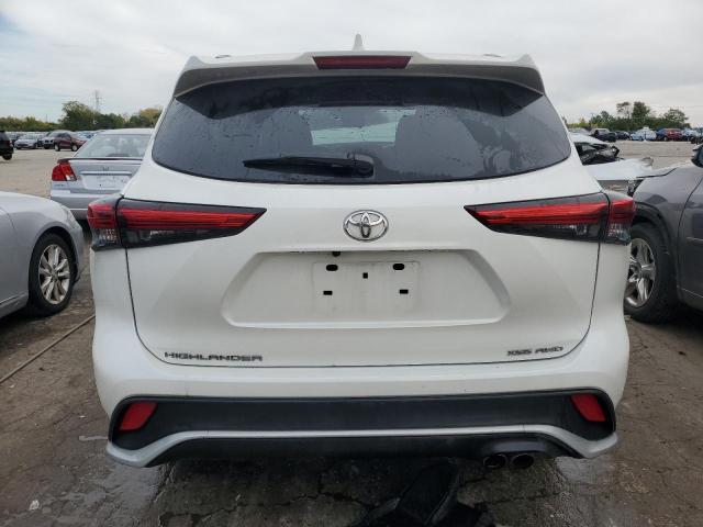 5TDJZRBHXMS128072 - 2021 TOYOTA HIGHLANDER XSE WHITE photo 6