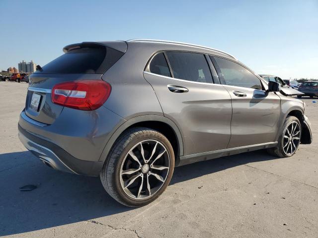 WDCTG4EBXGJ260060 - 2016 MERCEDES-BENZ GLA 250 GRAY photo 3