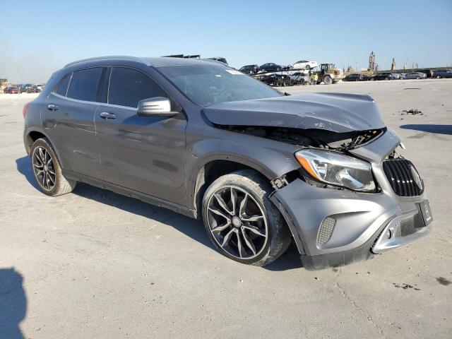 WDCTG4EBXGJ260060 - 2016 MERCEDES-BENZ GLA 250 GRAY photo 4