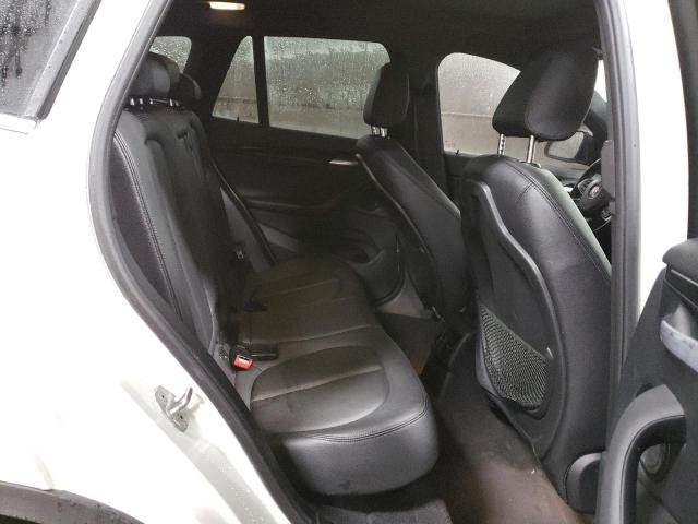 WBXHU7C3XJ5L09410 - 2018 BMW X1 SDRIVE28I WHITE photo 10