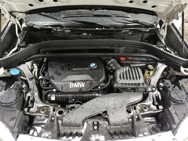 WBXHU7C3XJ5L09410 - 2018 BMW X1 SDRIVE28I WHITE photo 11