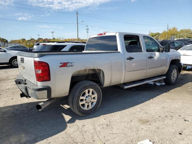 1GC1KXC81BF106899 - 2011 CHEVROLET SILVERADO K2500 HEAVY DUTY LT SILVER photo 3