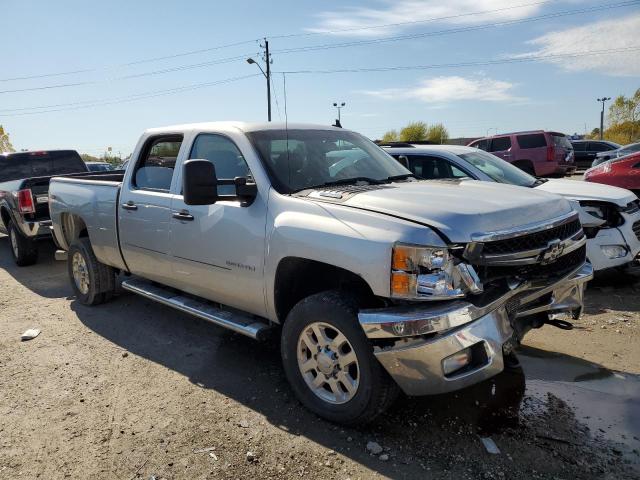 1GC1KXC81BF106899 - 2011 CHEVROLET SILVERADO K2500 HEAVY DUTY LT SILVER photo 4