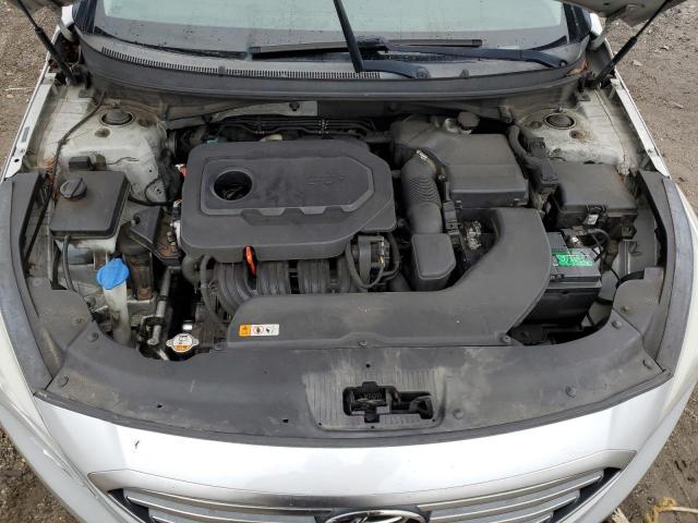 5NPE24AF1FH071116 - 2015 HYUNDAI SONATA SE SILVER photo 11