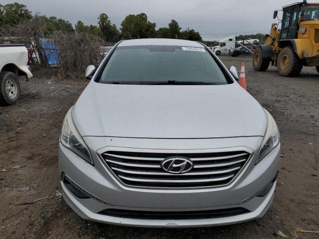 5NPE24AF1FH071116 - 2015 HYUNDAI SONATA SE SILVER photo 5