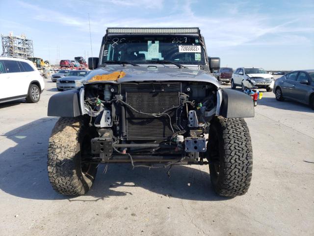 1C4GJWAG2GL196090 - 2016 JEEP WRANGLER SPORT Gümüş foto 5