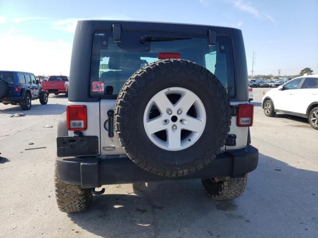 1C4GJWAG2GL196090 - 2016 JEEP WRANGLER SPORT Gümüş foto 6