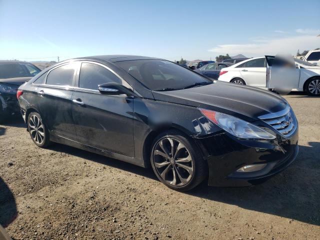 5NPEC4AB8EH933255 - 2014 HYUNDAI SONATA SE BLACK photo 4