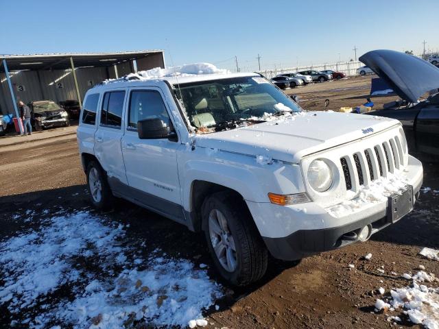 1C4NJRCB5DD207843 - 2013 JEEP PATRIOT LIMITED WHITE photo 4