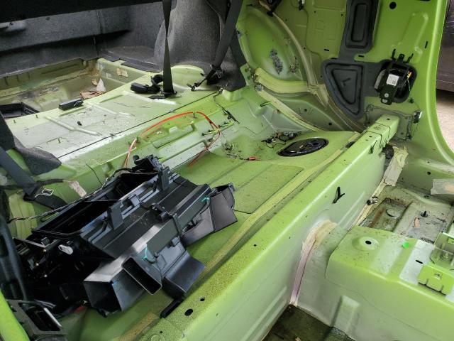 2C3CDZFJ6KH677014 - 2019 DODGE CHALLENGER R/T SCAT PACK GREEN photo 10