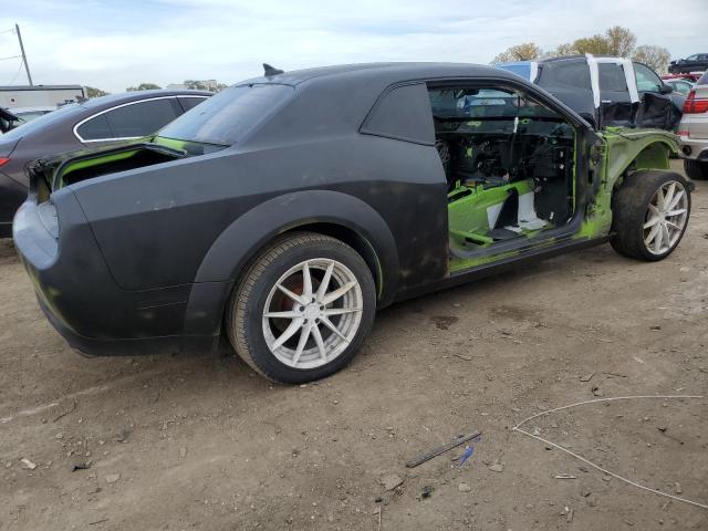 2C3CDZFJ6KH677014 - 2019 DODGE CHALLENGER R/T SCAT PACK GREEN photo 3