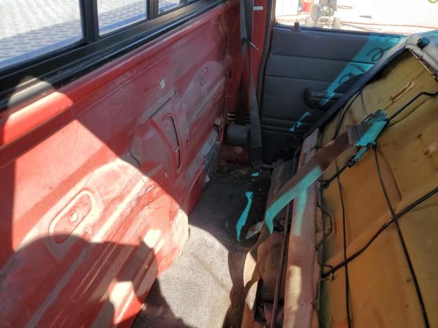 JT4RN01P5K4014637 - 1989 TOYOTA PICKUP 1/2 TON SHORT WHEELBASE DLX RED photo 10