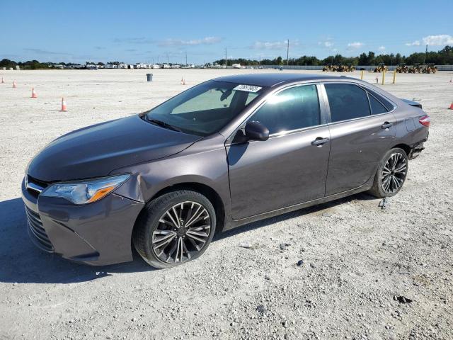 4T1BF1FK3FU044304 - 2015 TOYOTA CAMRY LE GRAY photo 1