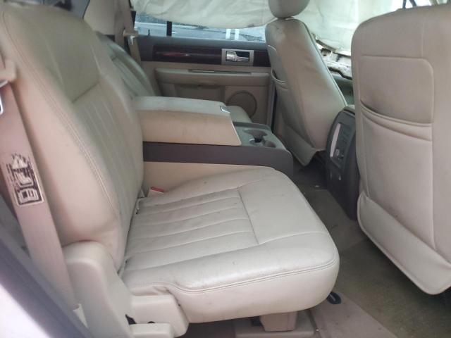 5LMFU27R14LJ17968 - 2004 LINCOLN NAVIGATOR 白色 照片 11