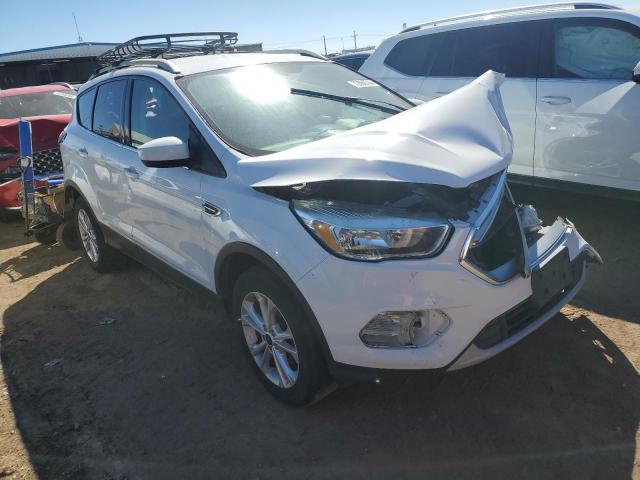 1FMCU0GD5HUB53399 - 2017 FORD ESCAPE SE WHITE photo 4