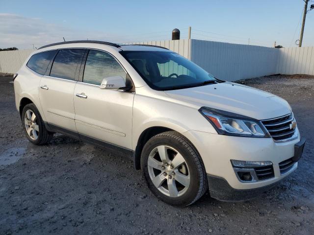 1GNKRJKD6FJ132047 - 2015 CHEVROLET TRAVERSE LTZ WHITE photo 4