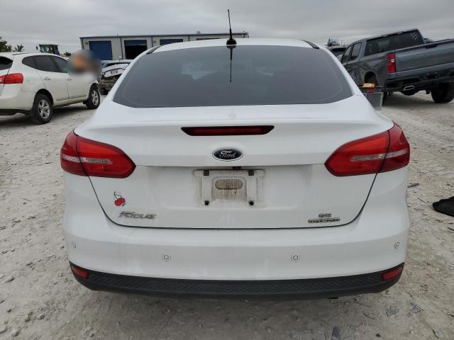 1FADP3F20GL302099 - 2016 FORD FOCUS SE WHITE photo 6