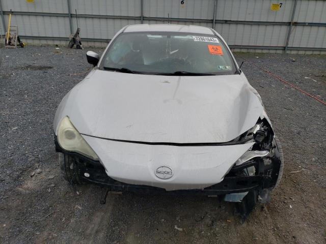 JF1ZNAA17D2706209 - 2013 TOYOTA SCION FR-S 银色 照片 5